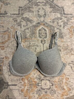 Victoria's Secret Heather Grey T-Shirt Push-Up Full Coverage Bra Size 32C